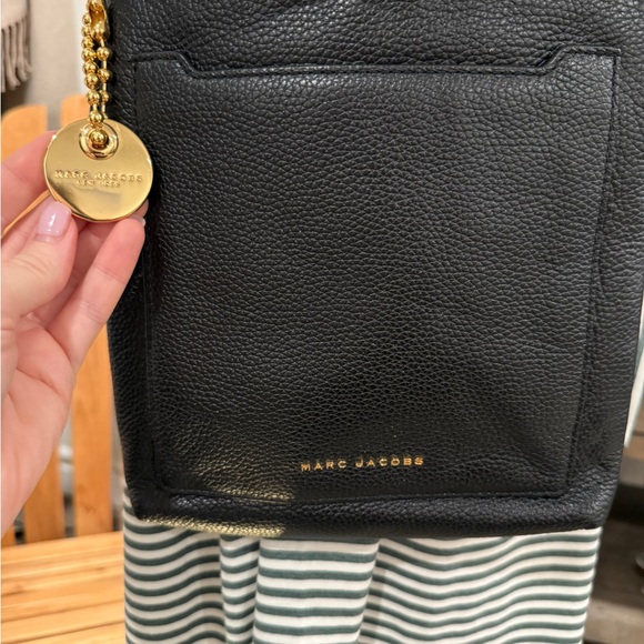 Marc Jacobs New Q Percy Crossbody – Black Pebbled Leather - Picture 2 of 6